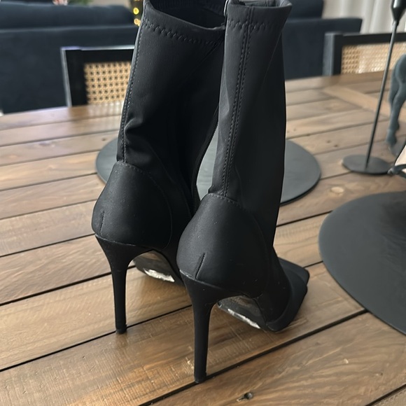 Square toe sock bootie - Picture 4 of 5